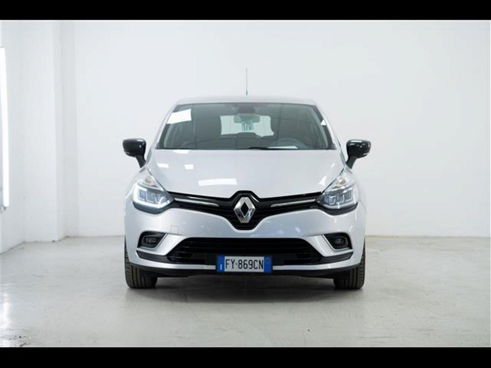 Renault Clio TCe 12V 90 CV 5 porte Moschino Zen del 2019 usata a Torino (3)