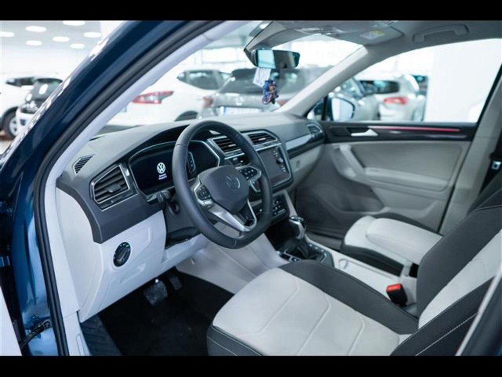Volkswagen Tiguan 1.4 TSI eHYBRID DSG Elegance del 2022 usata a Torino (5)