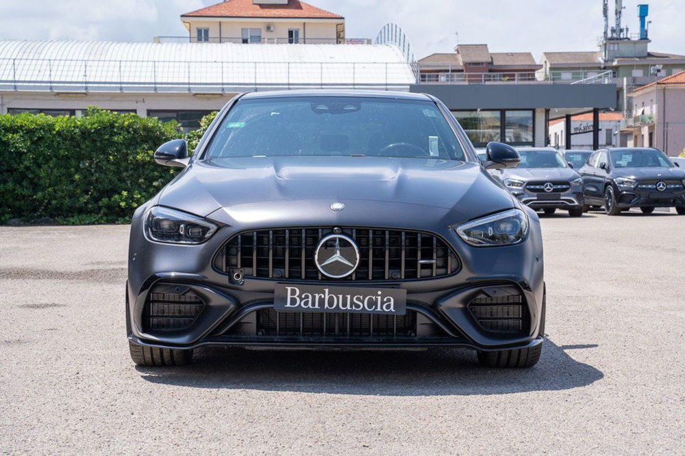 Mercedes-Benz Classe C nuova a Pescara (2)