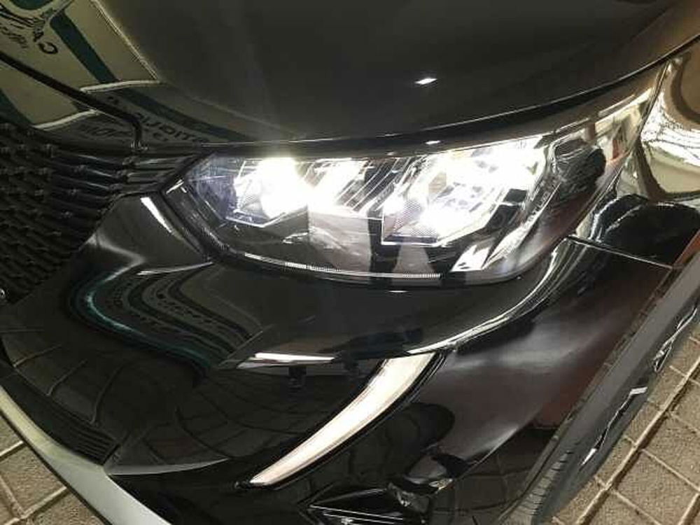 Peugeot 2008 usata a Varese (17)