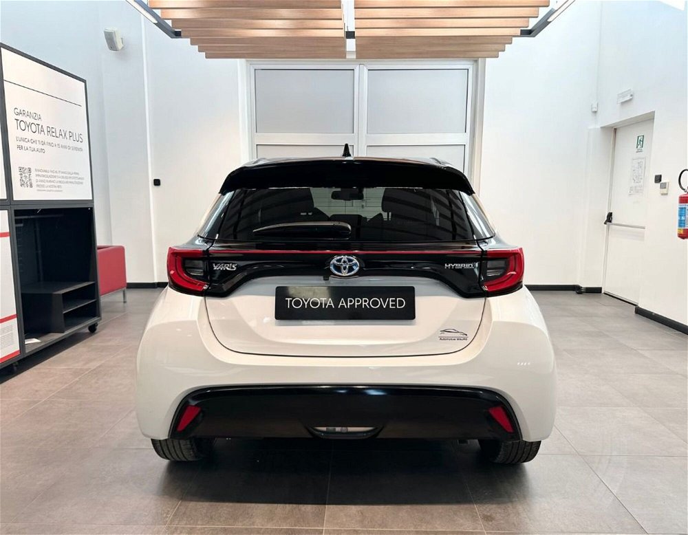 Toyota Yaris 1.5 Hybrid 5 porte Style del 2020 usata a Ferrara (3)