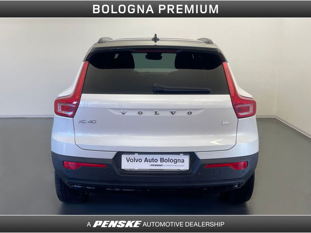 Volvo XC40 usata a Bologna (7)