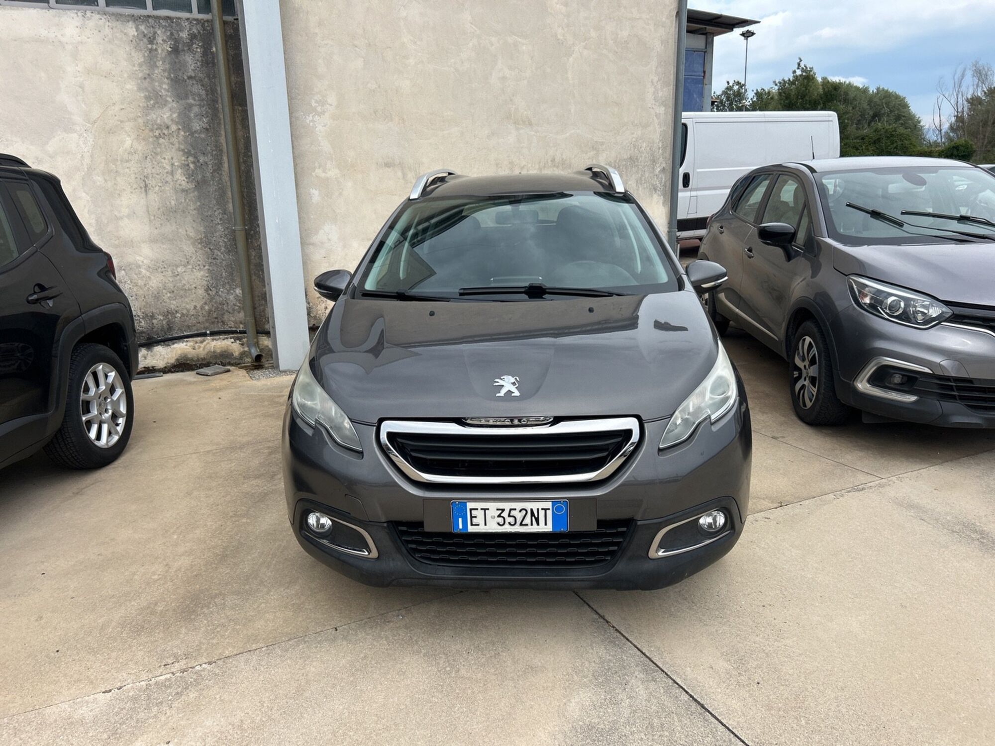 Peugeot 2008 VTi 82CV Active del 2014 usata a Sora