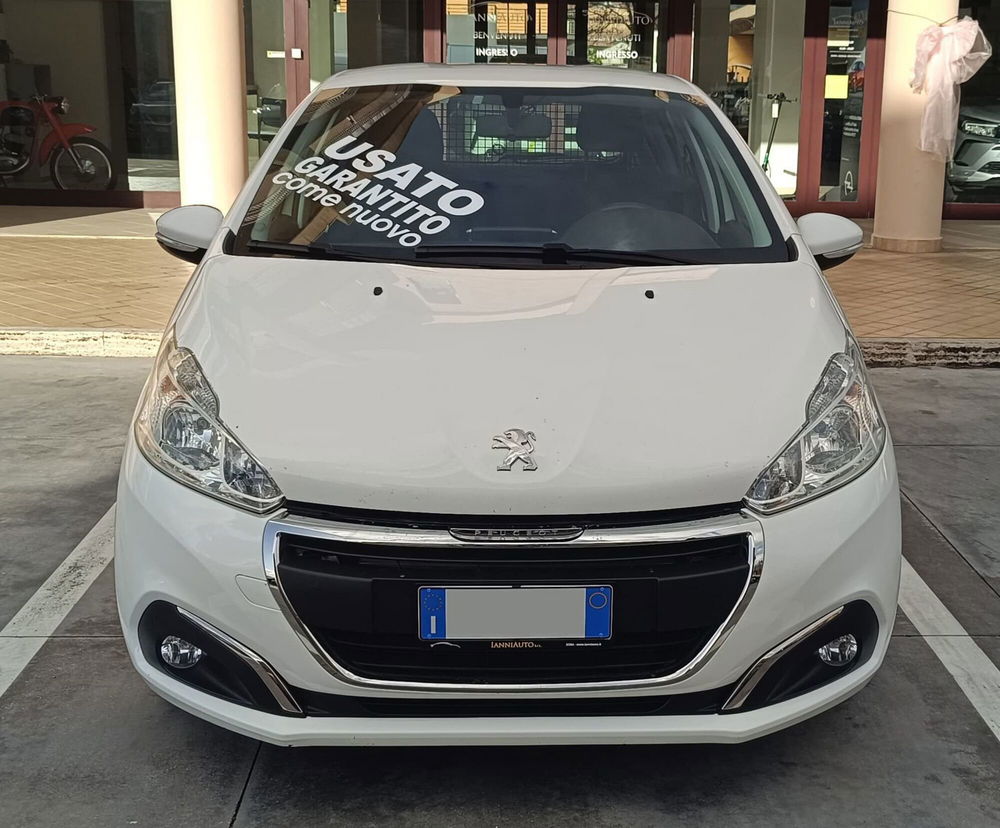 Peugeot 208 100 S&S 5 porte Van Active  del 2019 usata a Sora