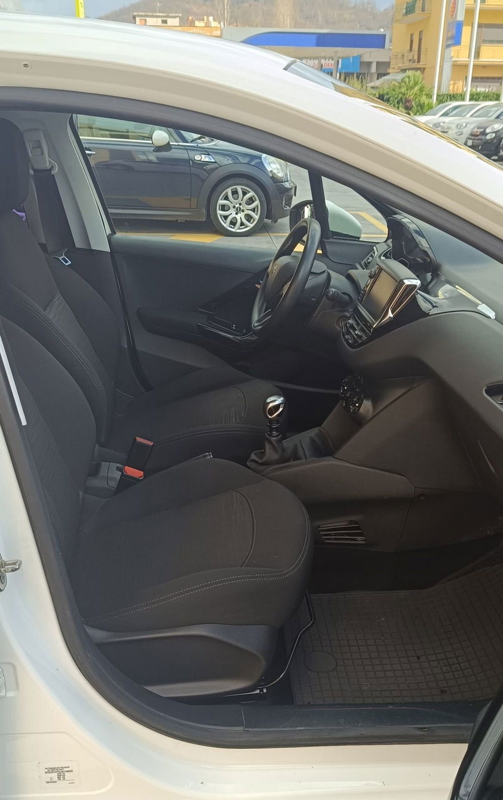 Peugeot 208 usata a Frosinone (9)