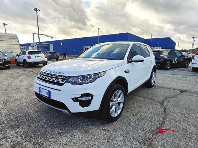 Land Rover Discovery Sport 2.0 TD4 180 CV HSE my 15 del 2017 usata a Viterbo