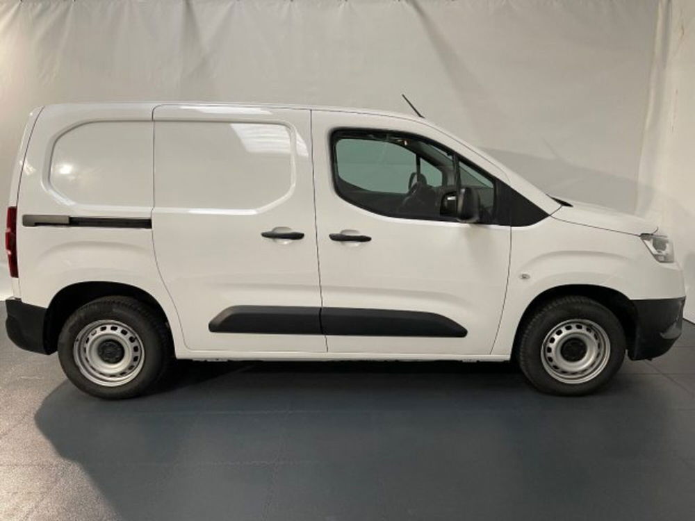 Toyota Proace City usata a Vercelli (14)