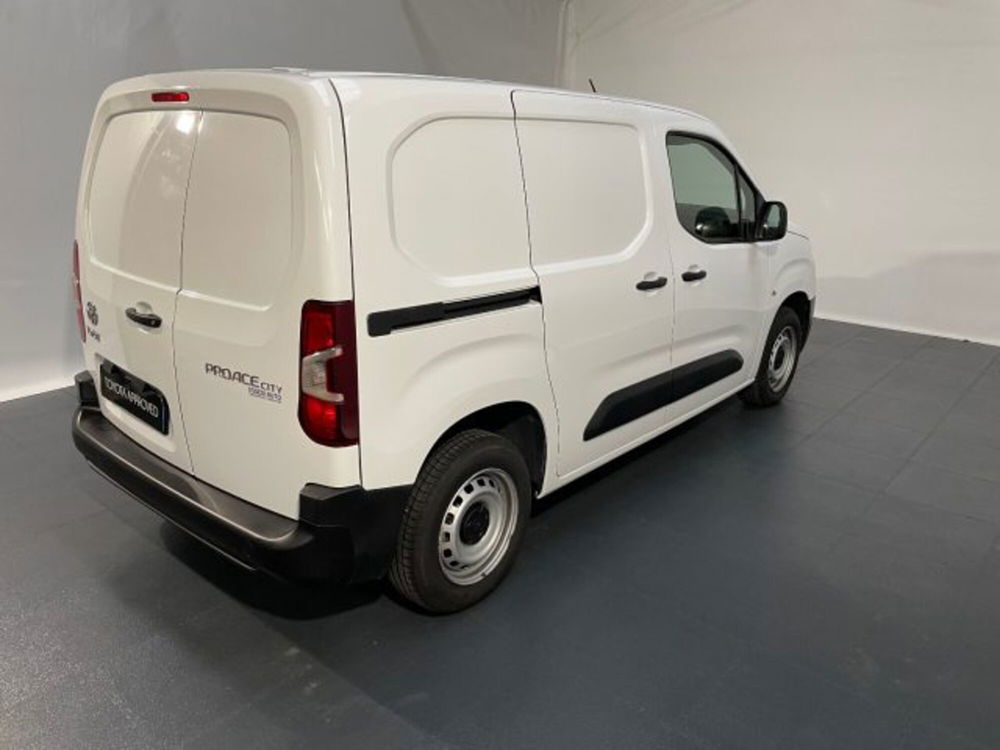 Toyota Proace City usata a Vercelli (17)