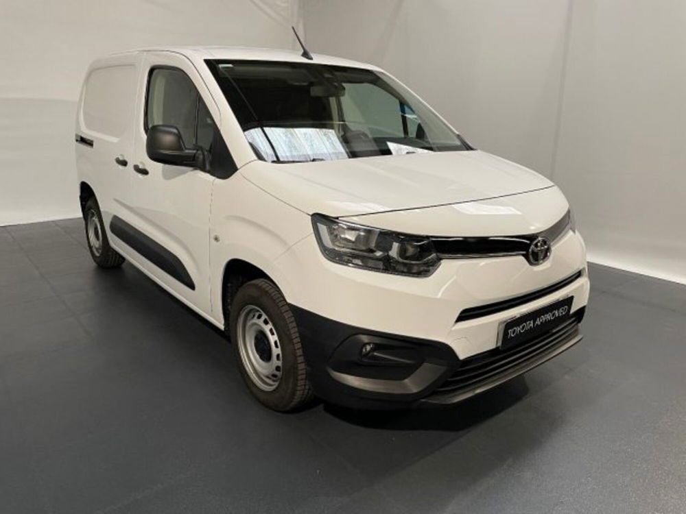 Toyota Proace City usata a Vercelli (19)