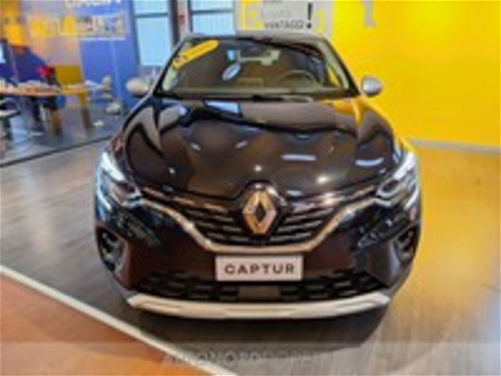 Renault Captur Full Hybrid E-Tech 145 CV Techno nuova a Pordenone (2)