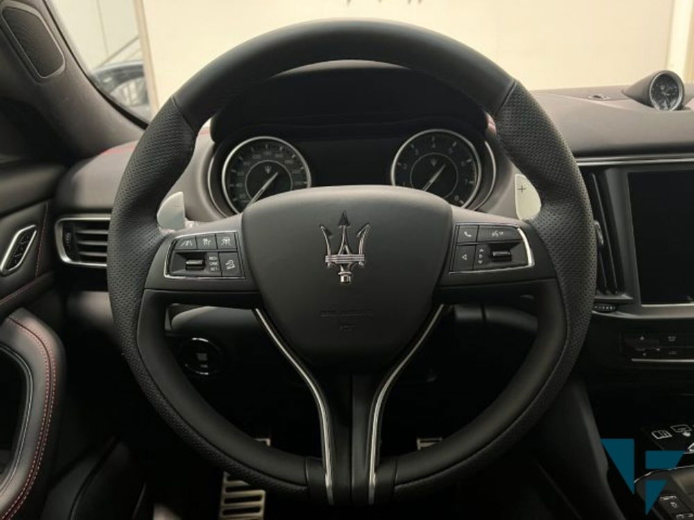 Maserati Levante nuova a Udine (11)