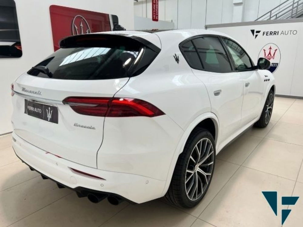 Maserati Grecale Grecale 2.0 mhev Modena 330cv auto nuova a Tavagnacco (4)