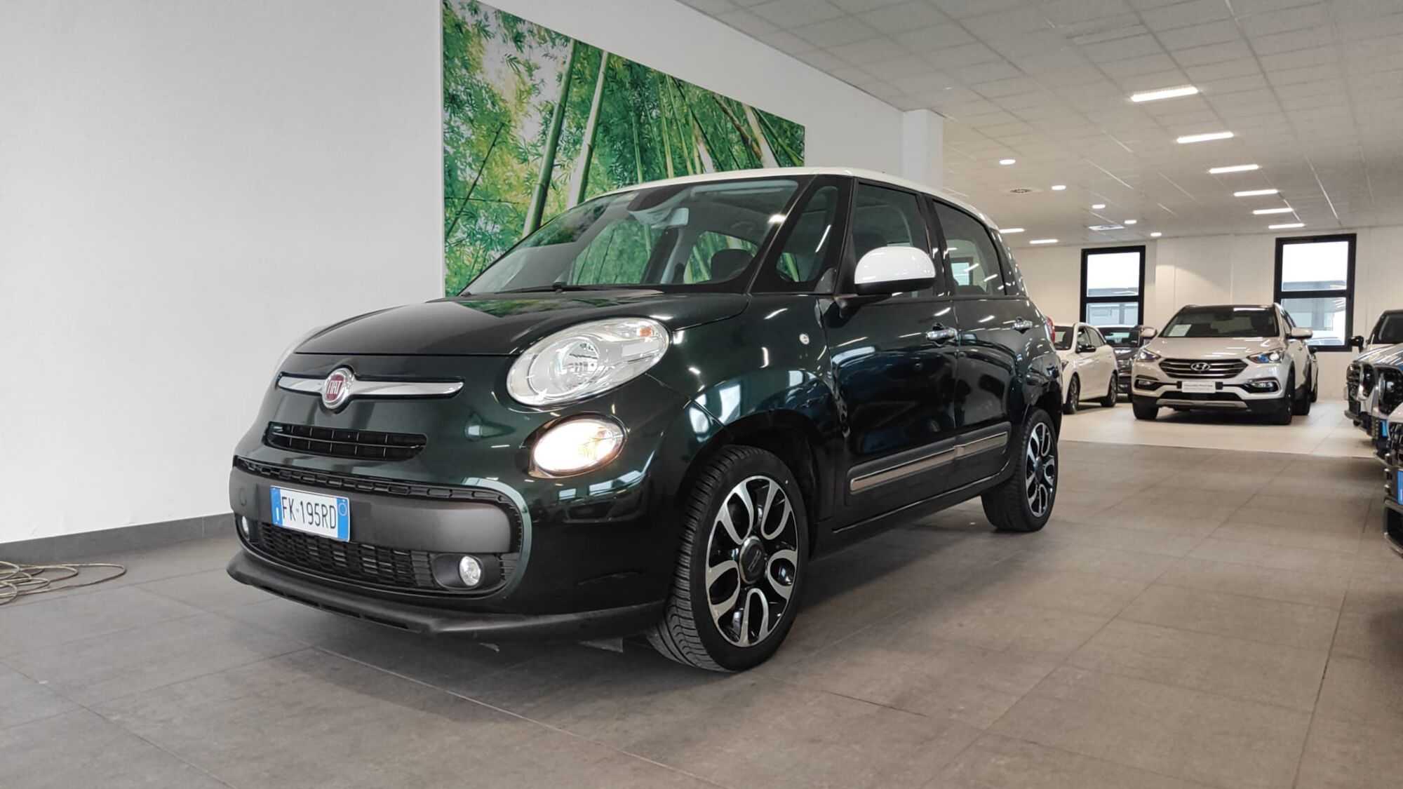 Fiat 500L 1.6 Multijet 120 CV Lounge  del 2017 usata a Empoli