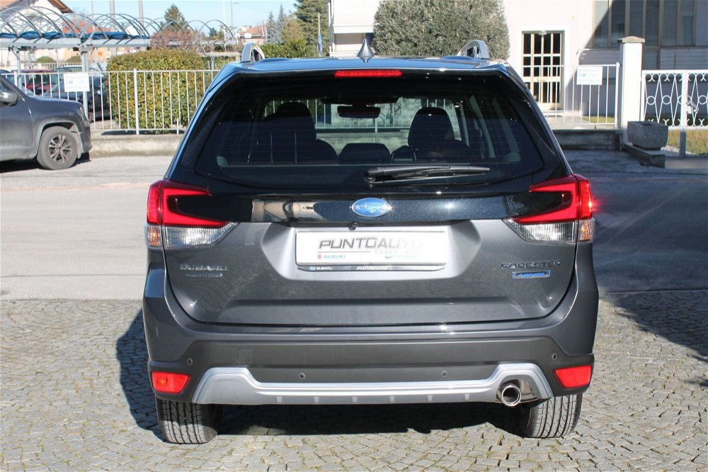 Subaru Forester 2.0 e-Boxer MHEV CVT Lineartronic Premium  nuova a Cuneo (4)