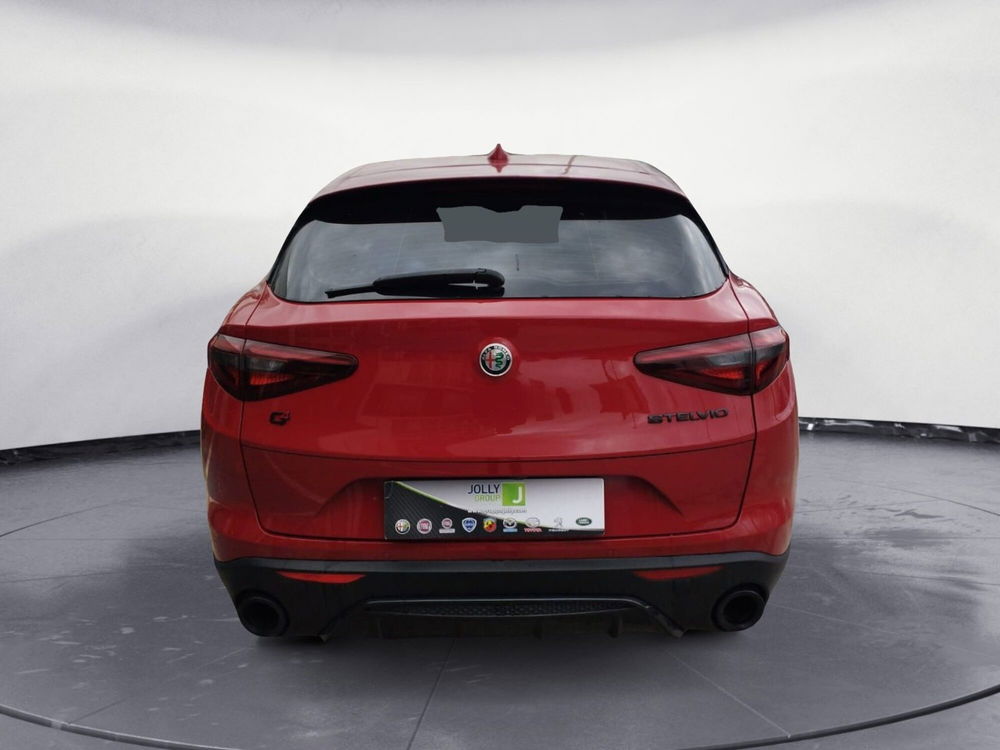 Alfa Romeo Stelvio usata a Frosinone (6)