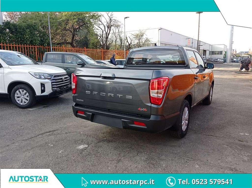 Ssangyong Rexton Sports Sports 2.2 4WD Double Cab Road XL nuova a Piacenza (4)