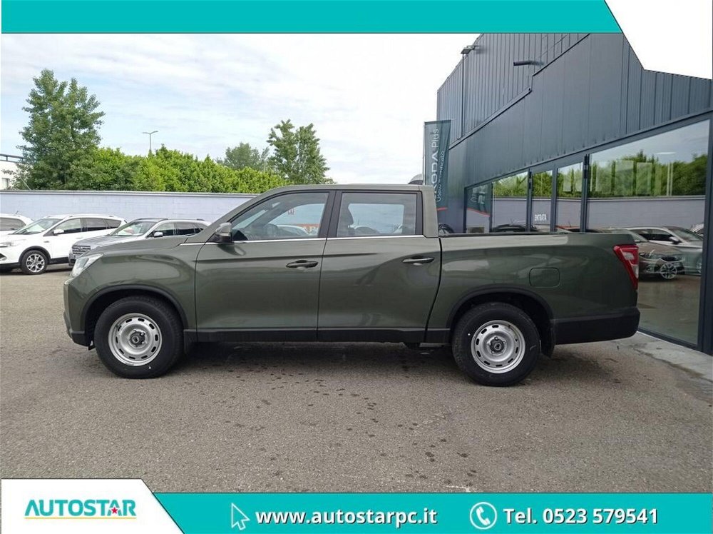 Ssangyong Rexton Sports Sports 2.2 4WD Double Cab Work XL nuova a Piacenza (4)