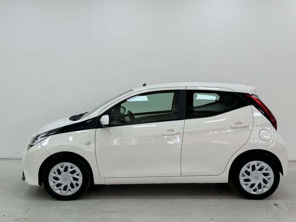 Toyota Aygo usata a Como (8)