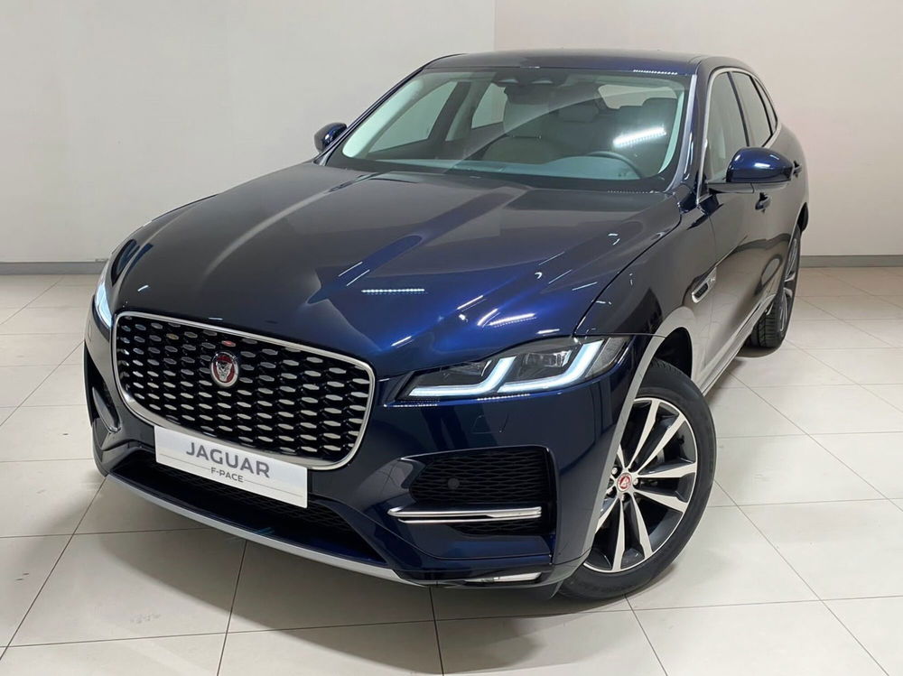 Jaguar F-Pace nuova a Napoli