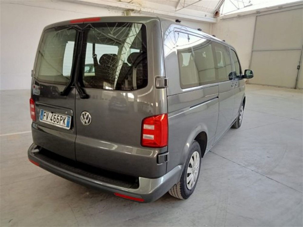 Volkswagen Veicoli Commerciali Transporter Furgone 2.0 TDI 150CV 4Motion PL Kombi Business  del 2019 usata a Modena (2)