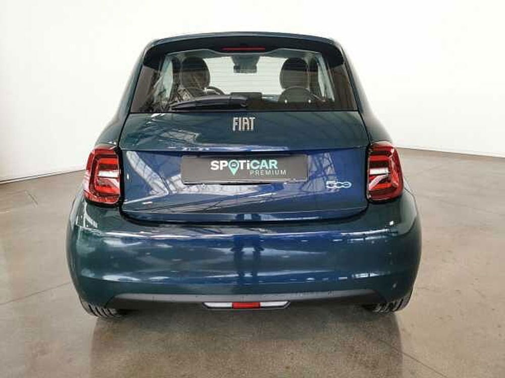 Fiat 500e nuova a Chieti (7)