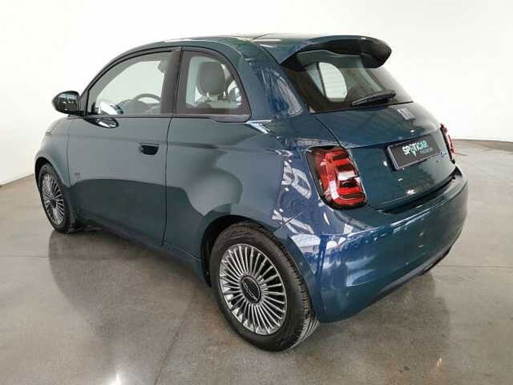 Fiat 500e nuova a Chieti (8)