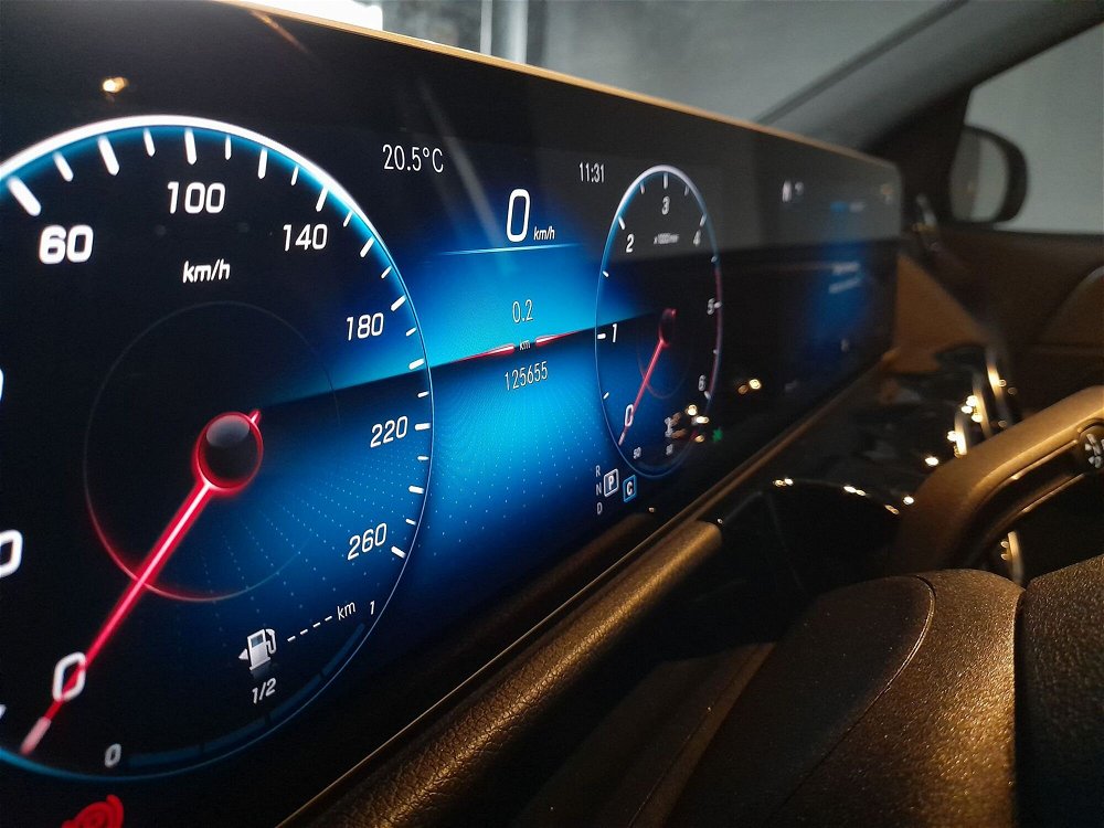 Mercedes-Benz Classe B 200 d Automatic Sport Plus  del 2019 usata a Pozzuoli (5)