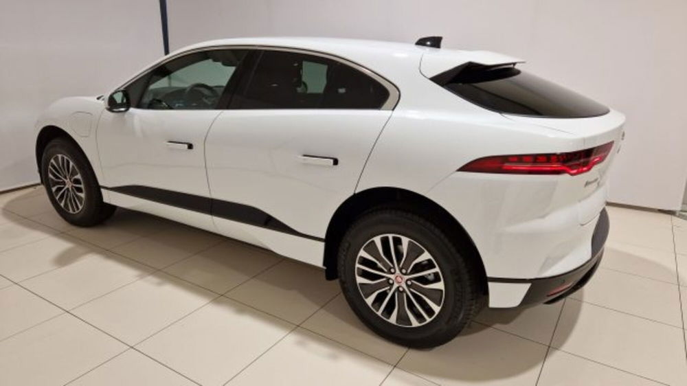 Jaguar I-Pace usata a Livorno (6)