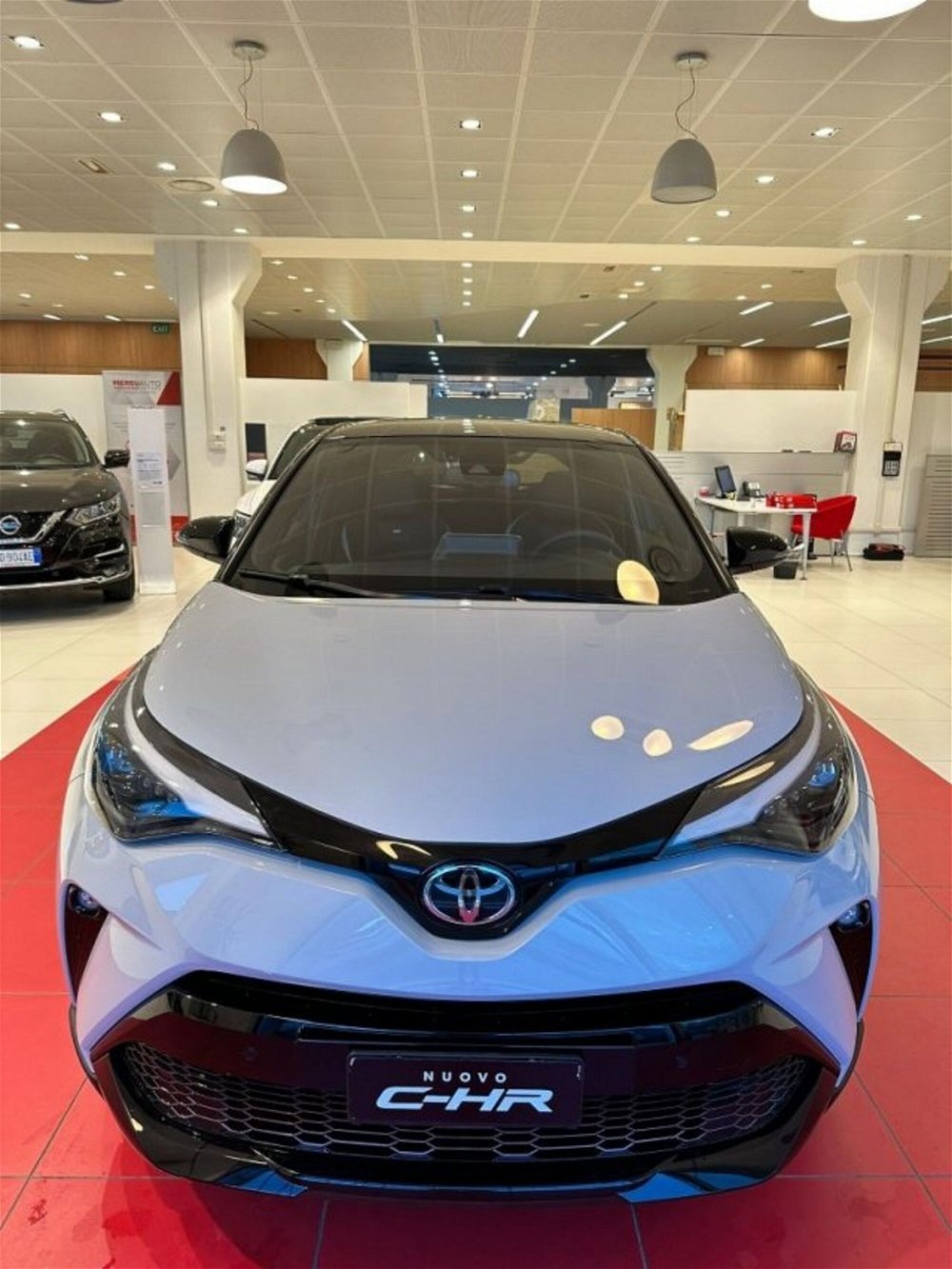 Toyota Toyota C-HR 1.8 Hybrid E-CVT GR Sport nuova a Sassari (5)