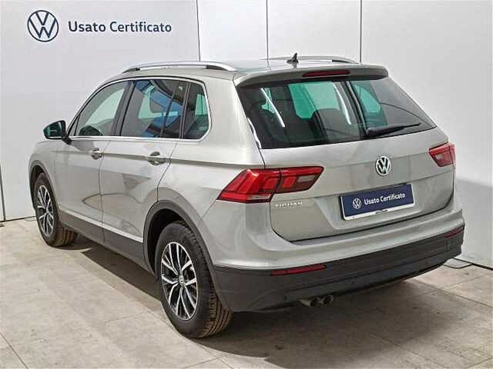 Volkswagen Tiguan Allspace 2.0 tdi Life 150cv dsg del 2019 usata a Brivio (3)