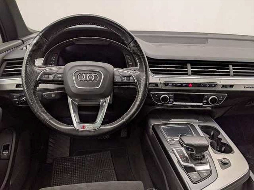 Audi Q7 3.0 TDI 272 CV quattro tiptronic Business Plus  del 2015 usata a Pesaro (4)