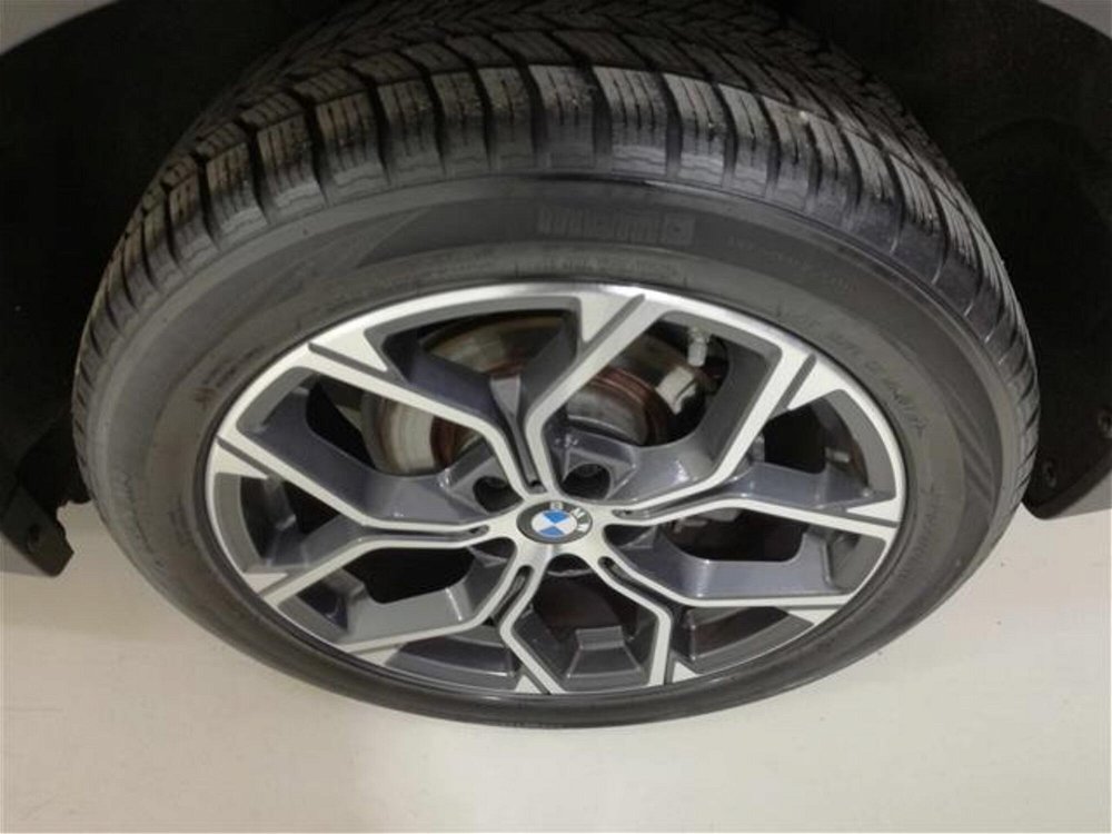 BMW X1 sDrive18i xLine  del 2020 usata a Salerno (4)