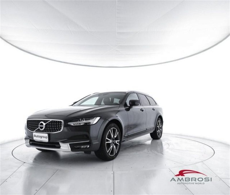 Volvo V90 Cross Country D5 AWD Geartronic Pro  del 2018 usata a Corciano