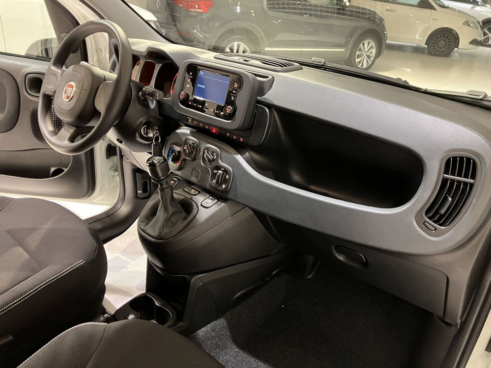 Fiat Panda Cross nuova a Parma (11)