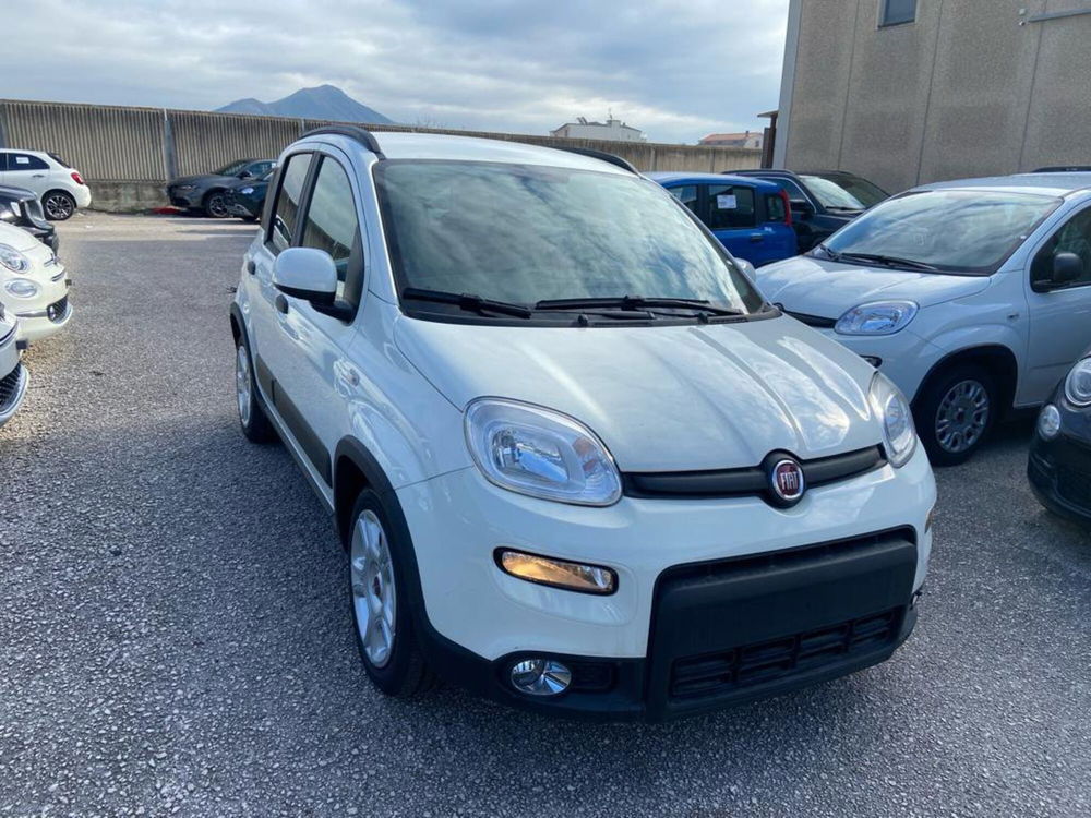 Fiat Panda Cross nuova a Caserta