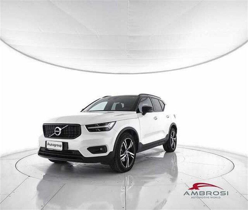 Volvo XC40 D4 AWD Geartronic R-design my 17 del 2018 usata a Corciano