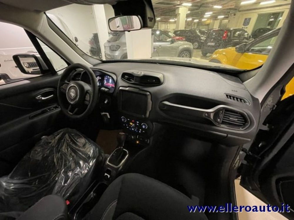 Jeep Renegade nuova a Cuneo (9)