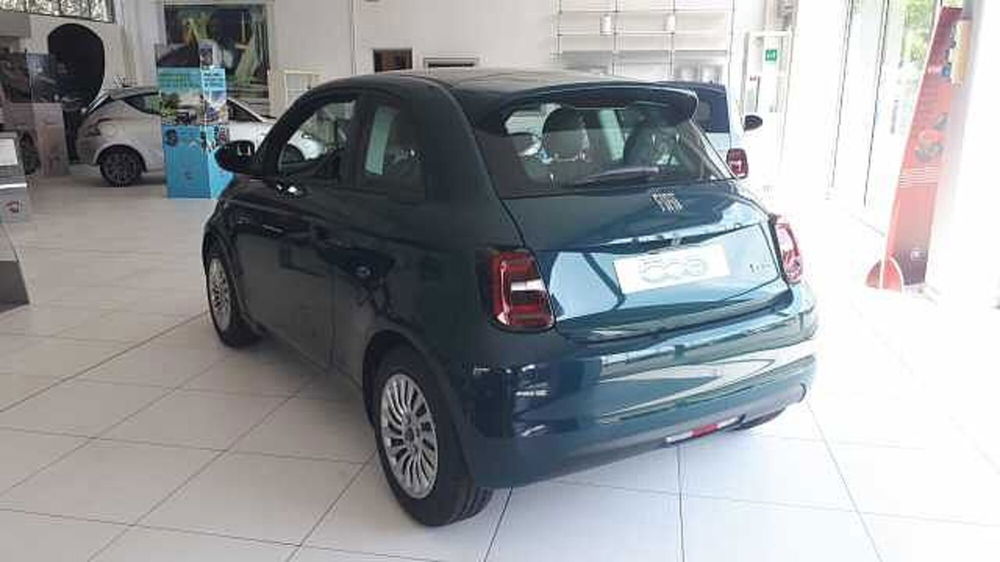 Fiat 500e usata a Milano (5)