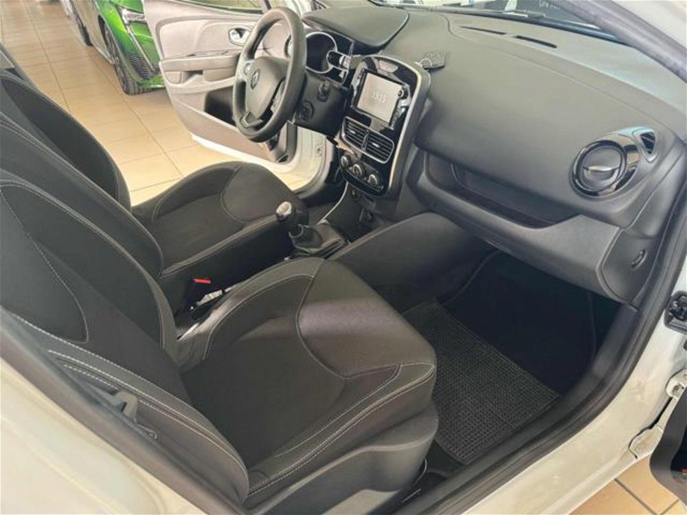 Renault Clio dCi 8V 75 CV 5 porte Business del 2019 usata a Voghera (4)