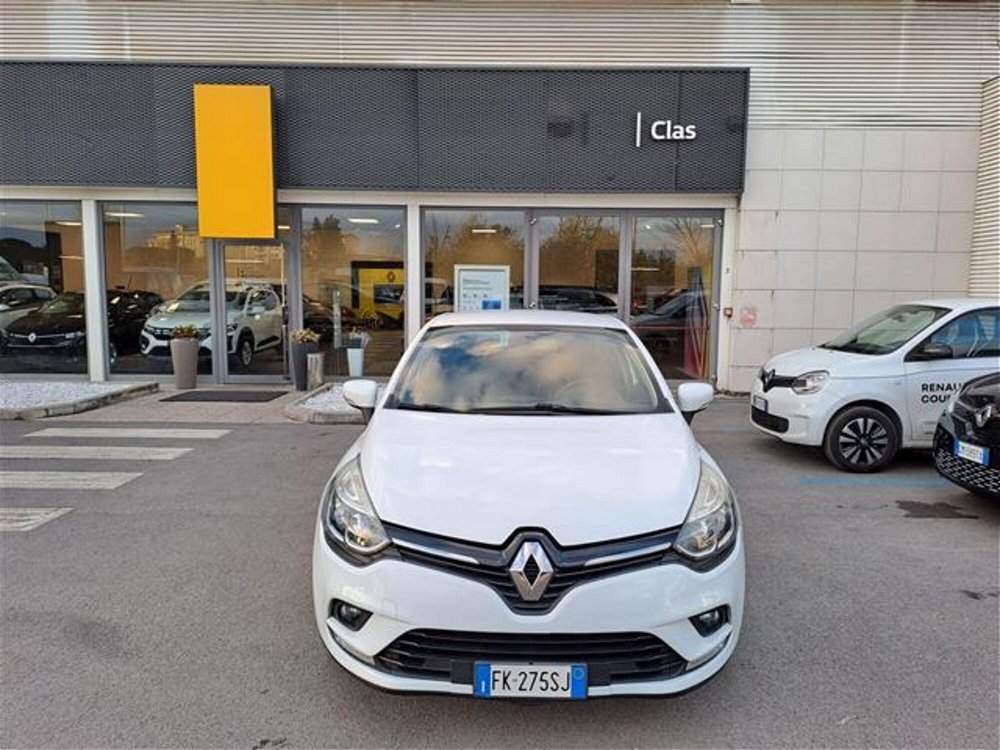 Renault Clio TCe 12V 90 CV GPL Start&Stop 5 porte Energy Zen del 2017 usata a Livorno (2)