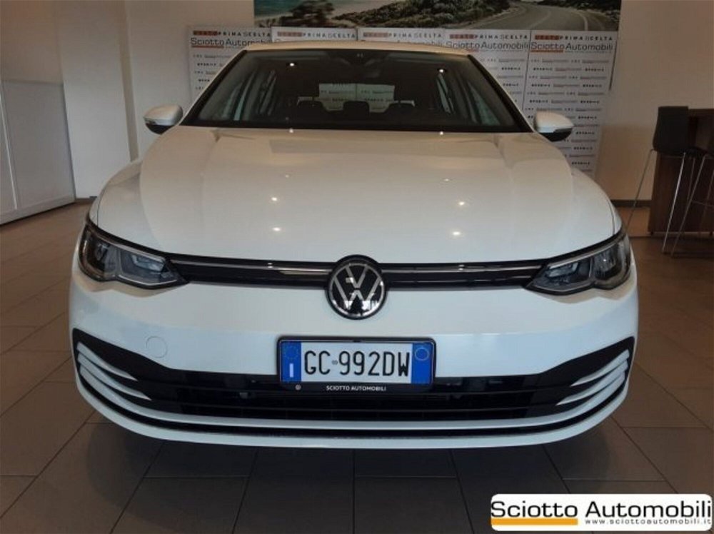 Volkswagen Golf 1.0 TSI EVO Life del 2021 usata a Messina