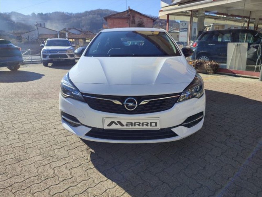 Opel Astra 1.2 Turbo 145 CV S&S 5 porte Business Elegance  del 2021 usata a Boves (2)