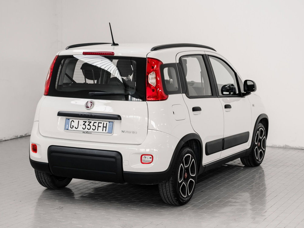 Fiat Panda 1.0 FireFly S&S Hybrid City Cross  del 2022 usata a Prato (3)