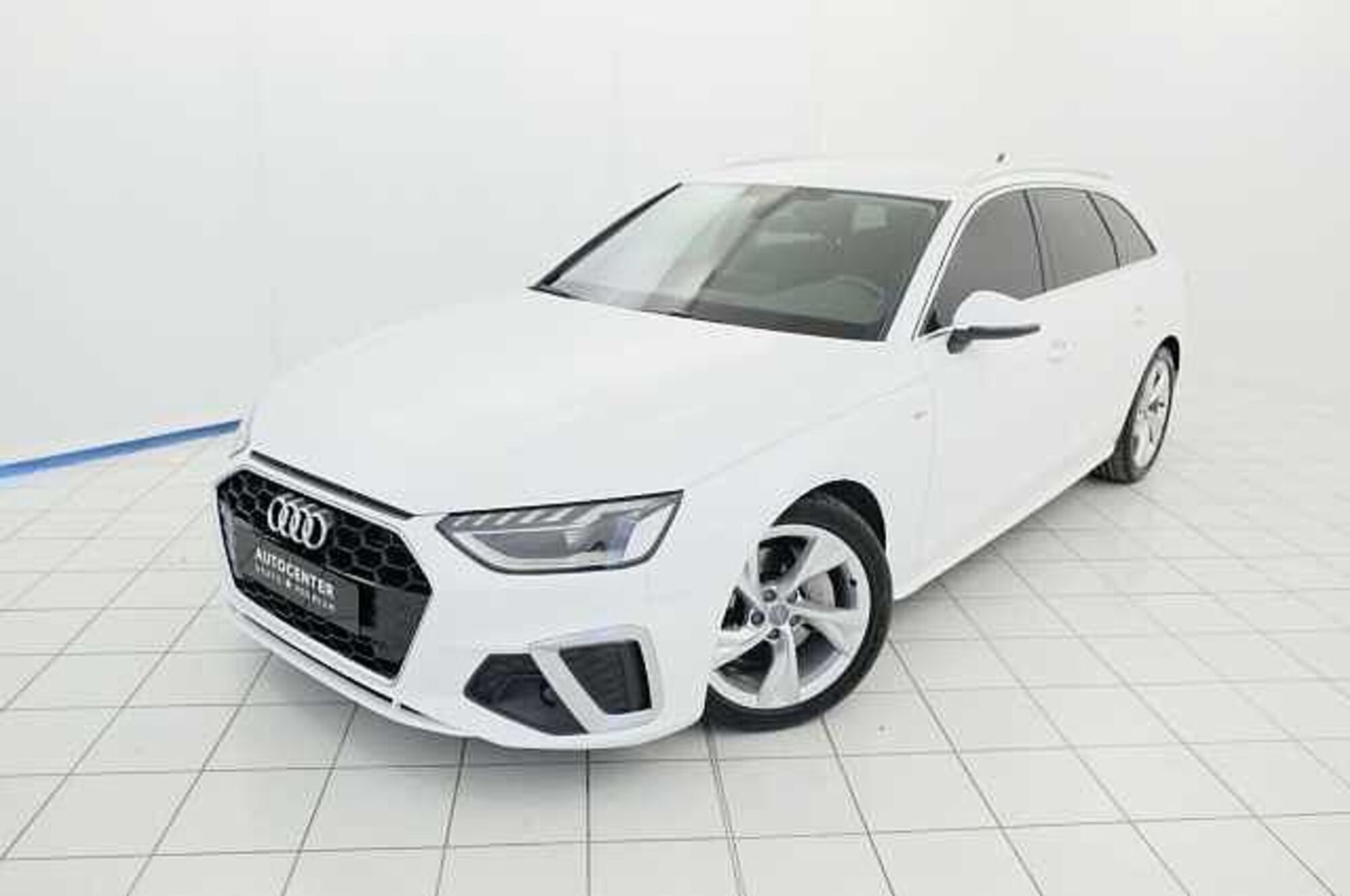 Audi A4 Avant 40 TDI S tronic S line edition  del 2021 usata a Castel d&#039;Ario