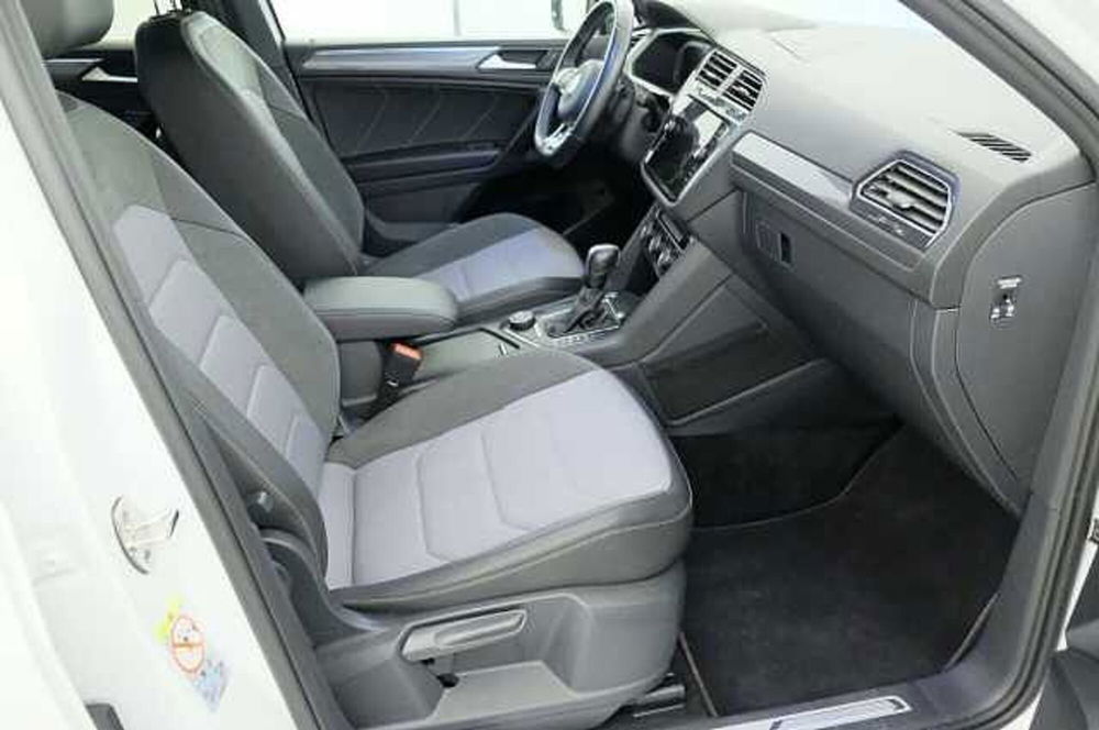 Volkswagen Tiguan Allspace 2.0 TDI 200 CV SCR DSG 4MOT. Advanced R-Line del 2021 usata a Castel d'Ario (3)