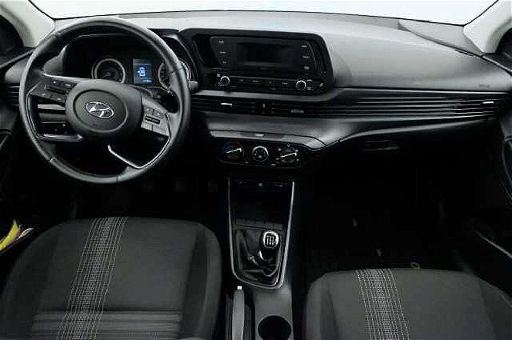 Hyundai i20 1.2 5 porte Tech del 2021 usata a Castel d'Ario (5)