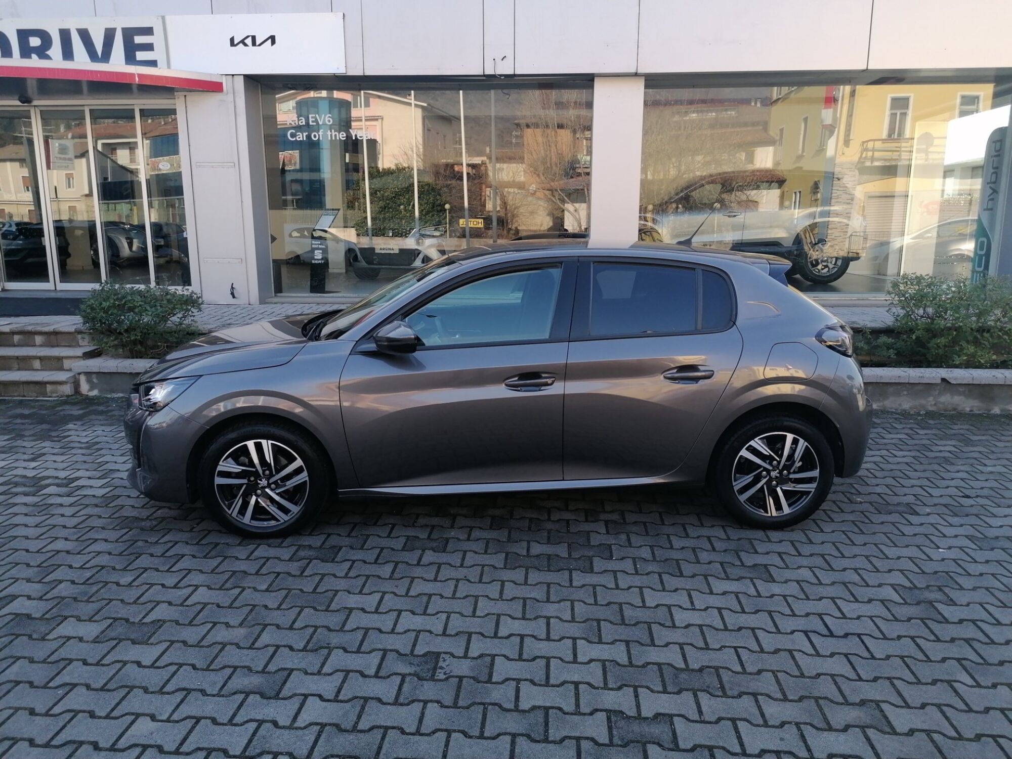 Peugeot 208 PureTech 100 Stop&amp;Start 5 porte Allure  del 2021 usata a Brescia