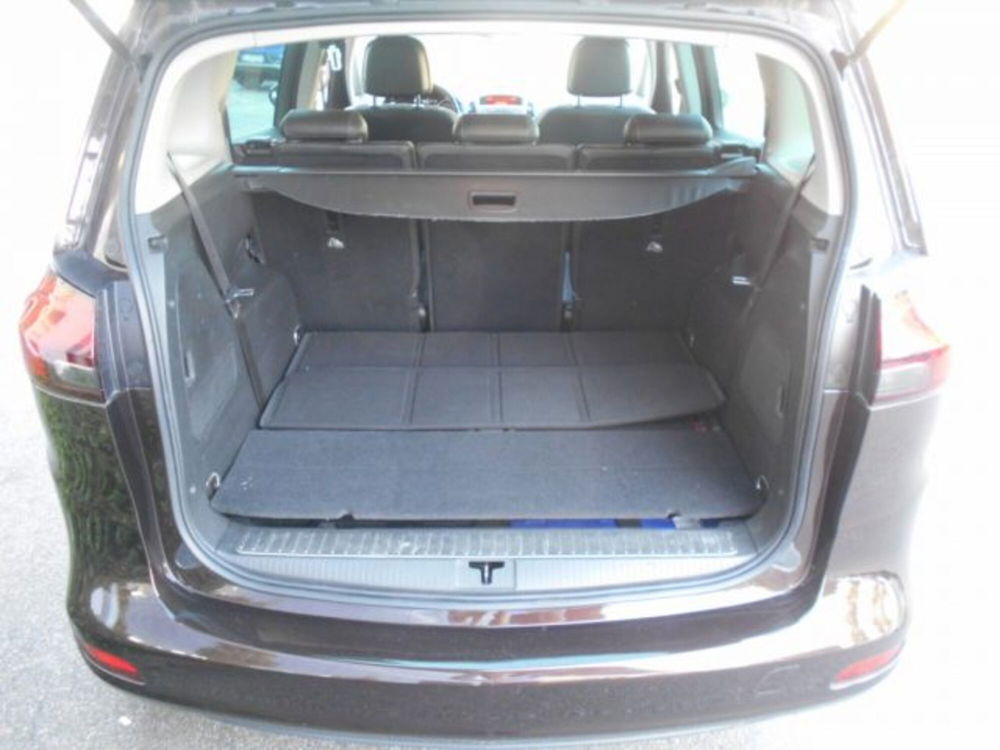 Opel Zafira Tourer usata a Milano (11)