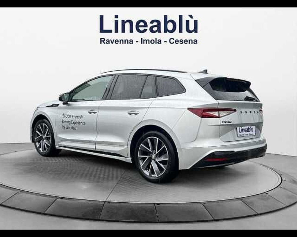 Skoda Enyaq iV 60 Executive nuova a Ravenna (3)