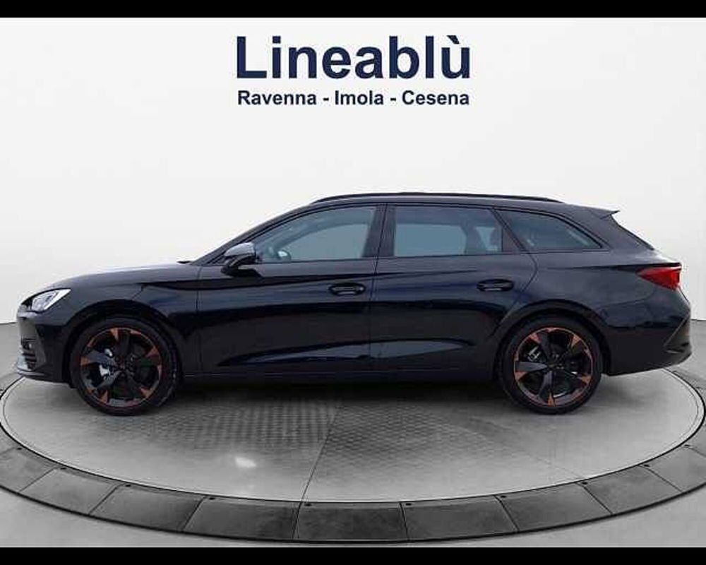 Cupra Leon Station Wagon Leon Sportstourer 1.5 TSI 150 CV nuova a Ravenna (2)